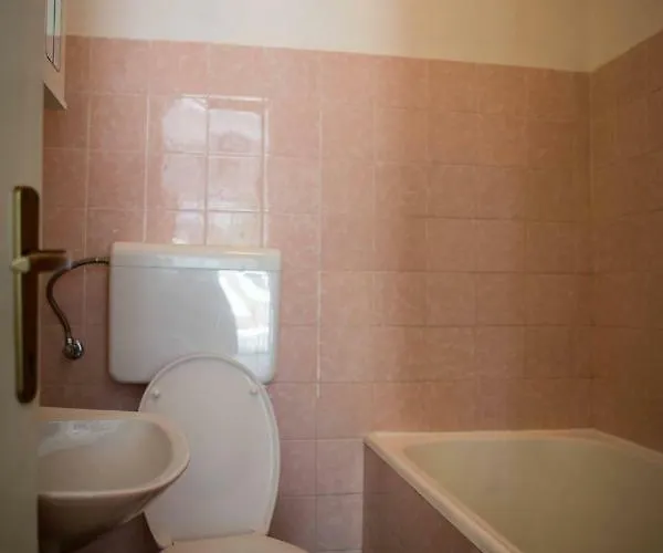 Ivo Prgomet Apartman *